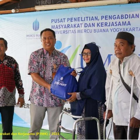 Bersama Komunitas Difabel Sedayu, P3MK UMBY Menggelar Bakti Sosial
